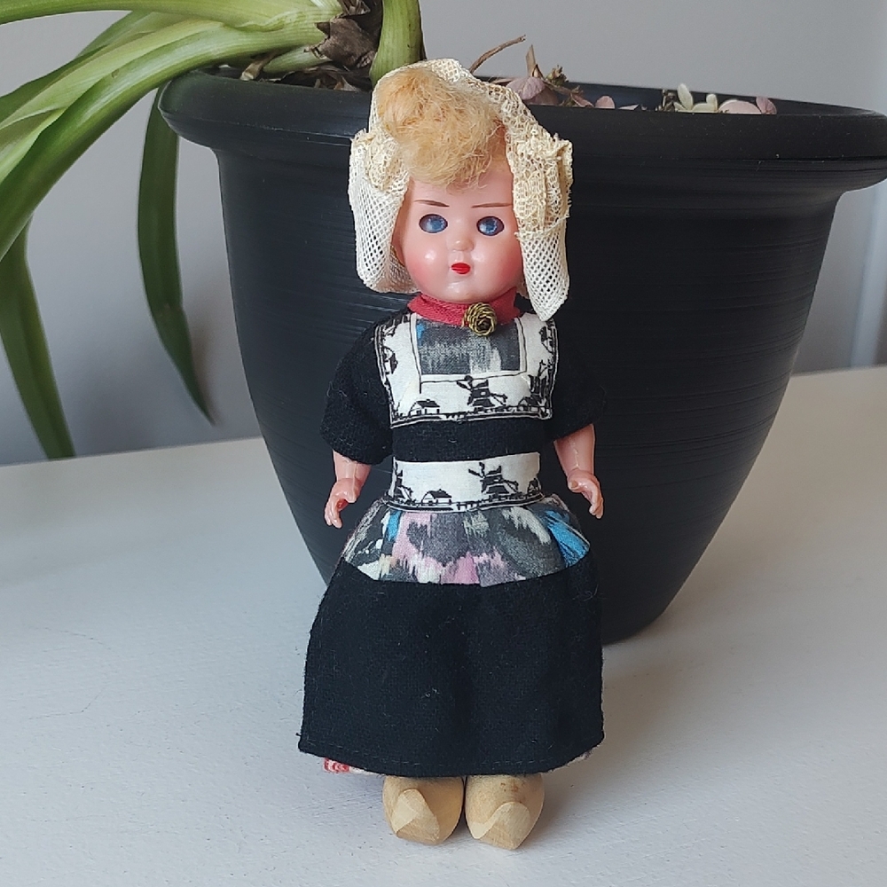 Vintage Dutch Sleepy Eye Souvenir Doll Wearing Wooden Clogs